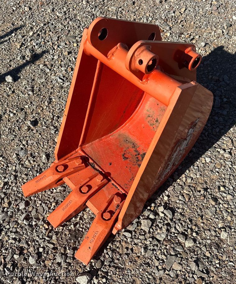 Kubota BT1951A excavator bucket - ER4651