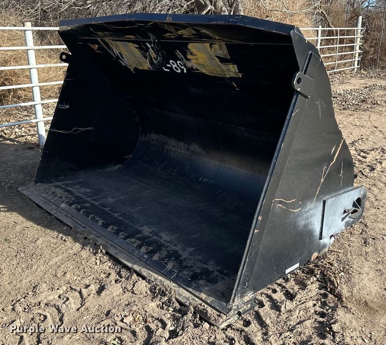 Wheel loader bucket - ER8542