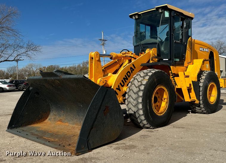Hyundai  HL940 wheel loader - LH9304