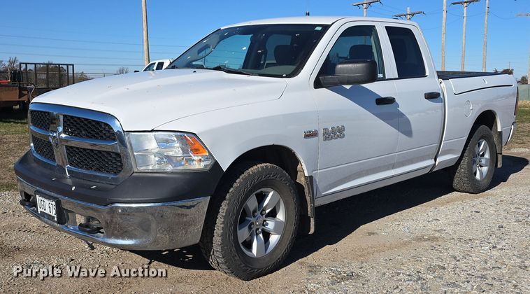 2013 Dodge Ram 1500 Quad Cab pickup truck - LW9992