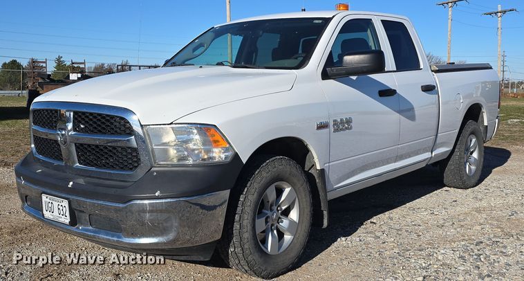 2014 Dodge Ram 1500 Quad Cab pickup truck - LW9996