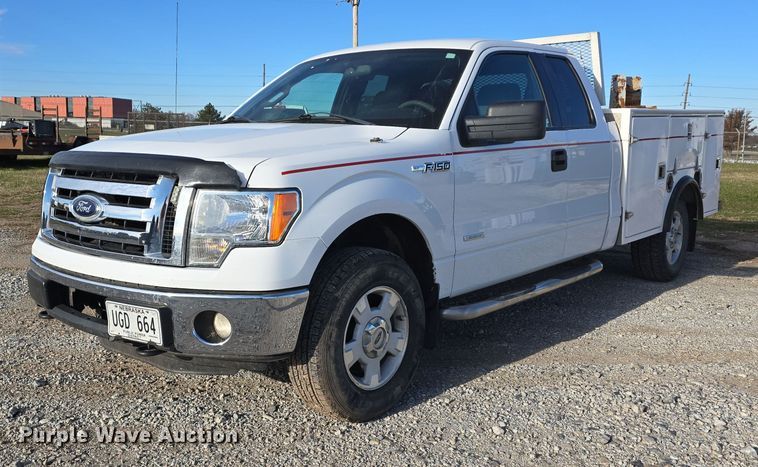 2012 Ford F150 XLT SuperCab utility bed pickup truck - LW9998