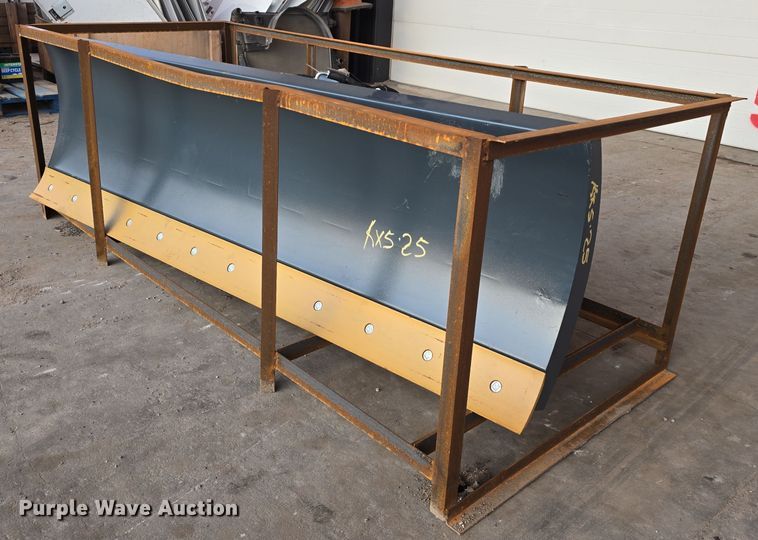 Handy HSD96 skid steer dozer blade - LX9020