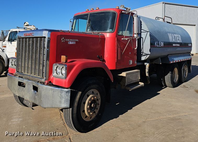 1986 GMC General water truck - OJ9320