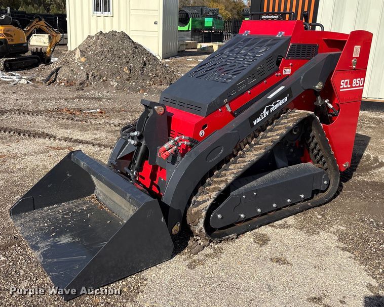 2024 Valley Pioneer SCL850 compact utility loader - OK9336
