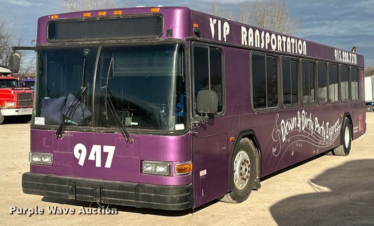 2004 Gillig Party Bus party bus - DQ6491