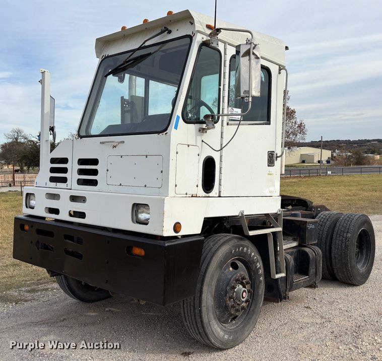 1997 Capacity TJ5000 yard truck - DS2546