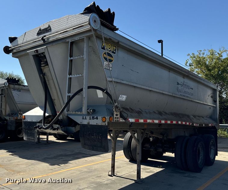 2001 Hilbilt Trailers end dump trailer - DT2033