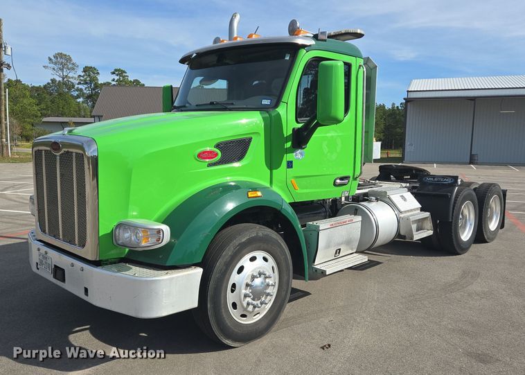 2019 Peterbilt 567 semi truck - DT5374