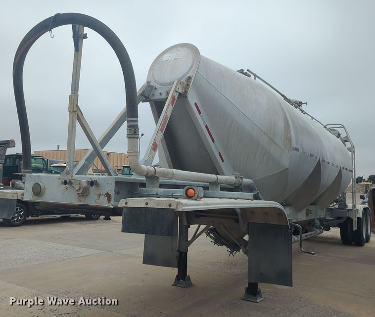 1999 Fruehauf HAB-HT2-J1000X3 pneumatic dry bulk trailer - DT6520