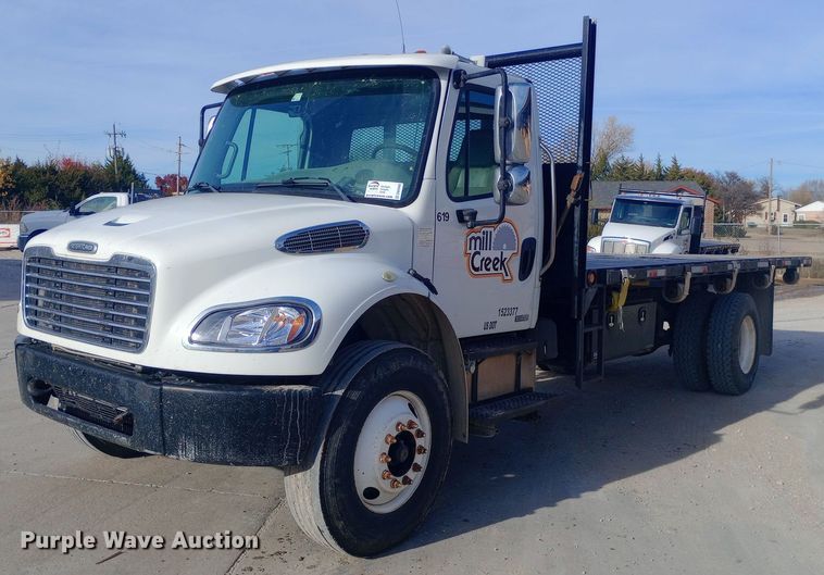 2010 Freightliner  Business Class M2 dump flatbed truck - DW0940