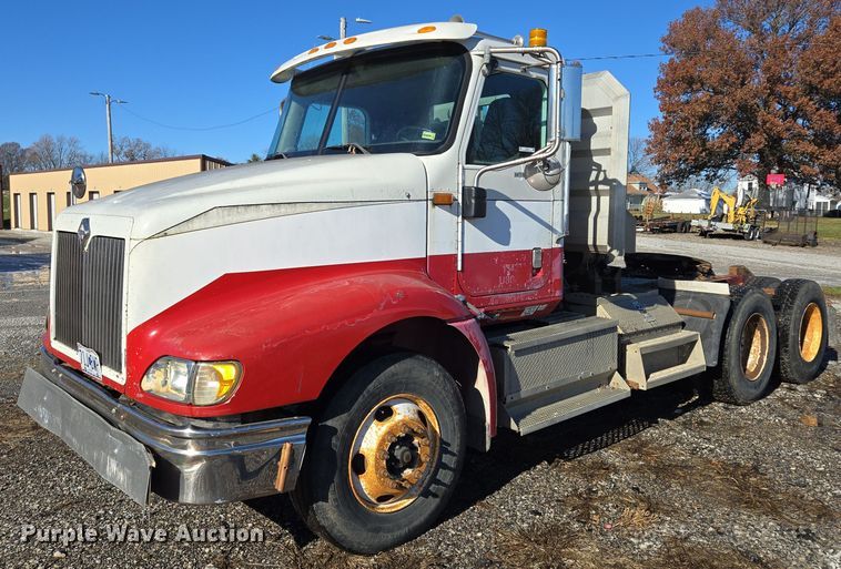 2003 International  9200i winch truck - EQ3727