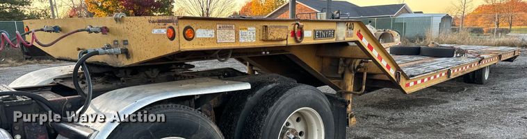 1993 Etnyre SR35TL drop deck hydraulic tail equipment trailer - MT9023