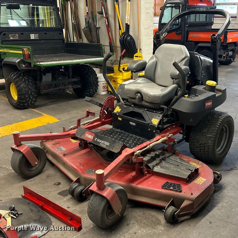 2019 Toro Z Master 7000 ZTR lawn mower - DV0528