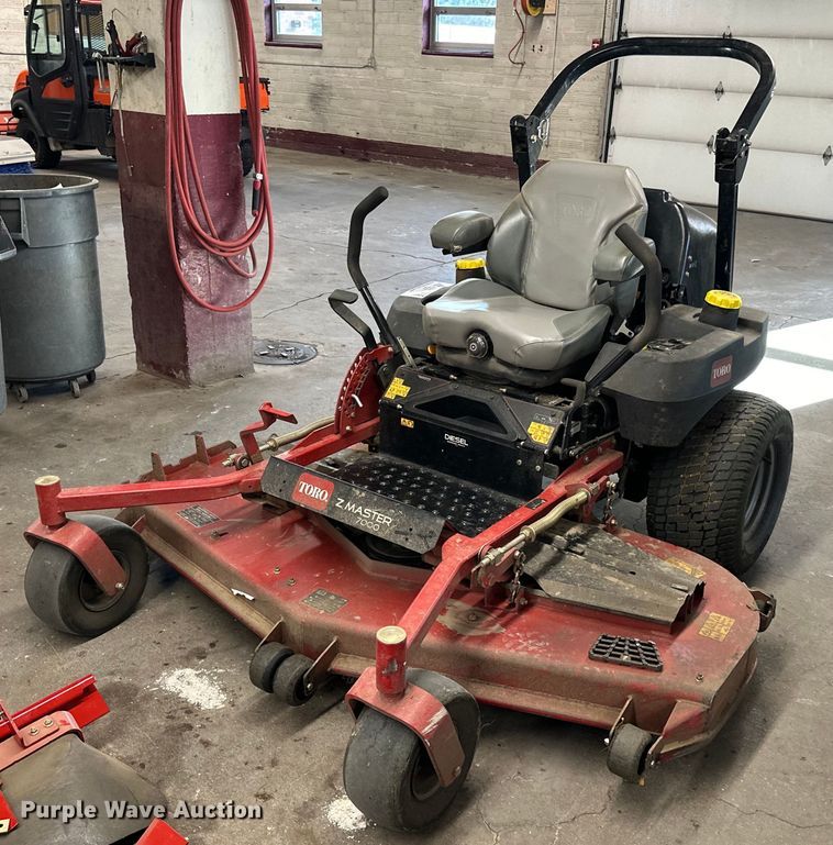 2019 Toro Z Master 7000 ZTR lawn mower - DV0529