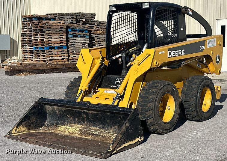 2006 John Deere 325 skid steer loader - ER8426