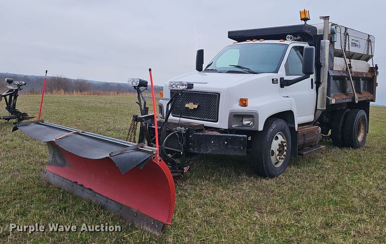 2008 Chevrolet C7500 dump truck - OJ9250