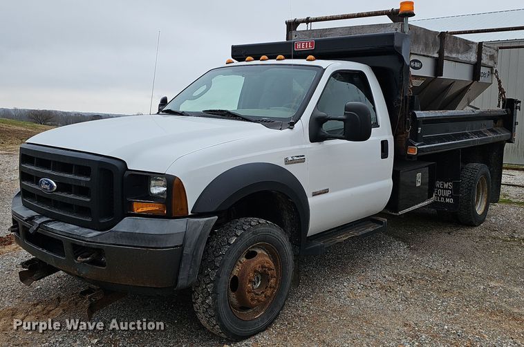 2006 Ford F550 Super Duty dump truck - OJ9253