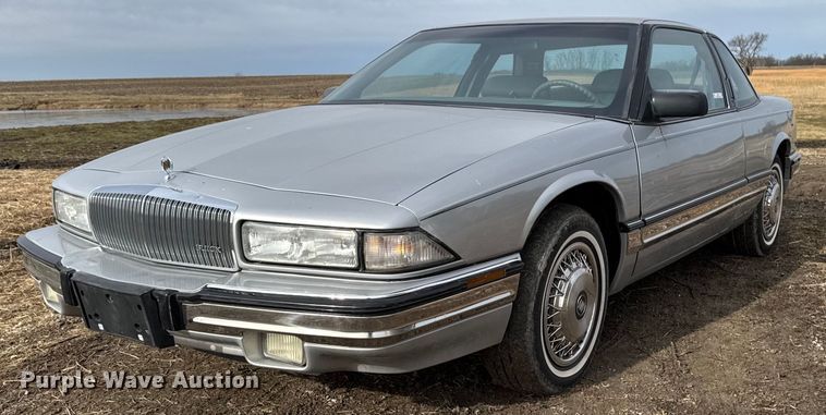 1993 Buick Regal Limited  - EG7101