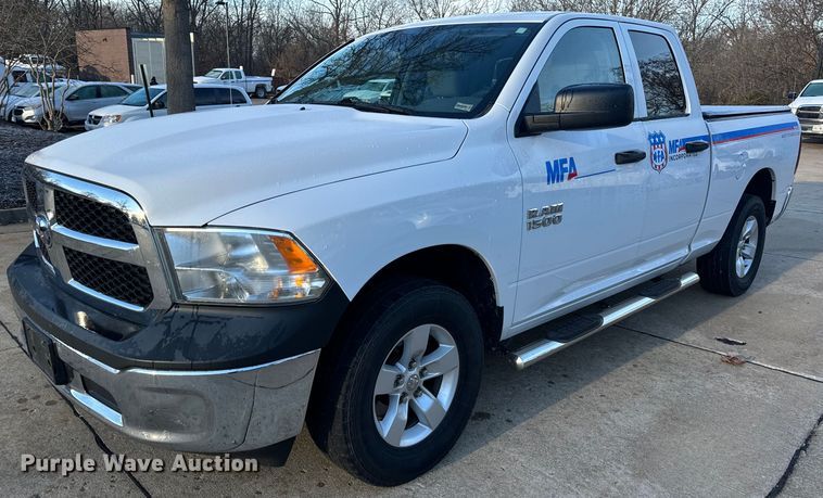 2015 Dodge  Ram 1500 Quad Cab pickup truck - EH7424