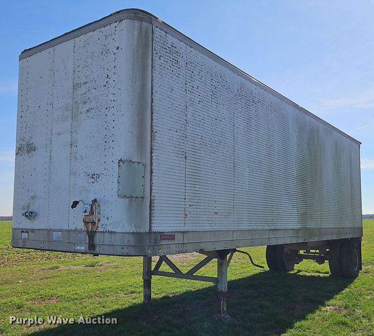 1979 Fruehauf FBB8 W1 32.10 dry van trailer - EI8608