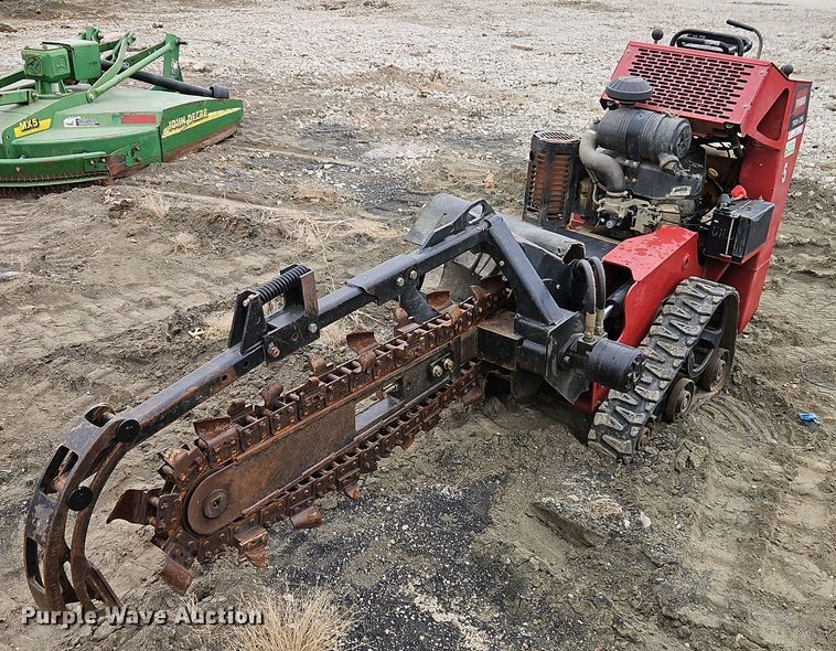 2014 Toro TRX-26 trencher - EI8727