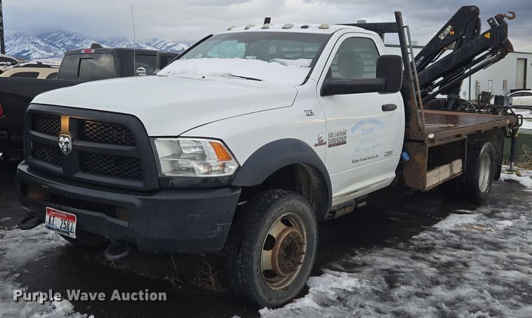 2013 Dodge Ram 5500 flatbed truck - ER5049