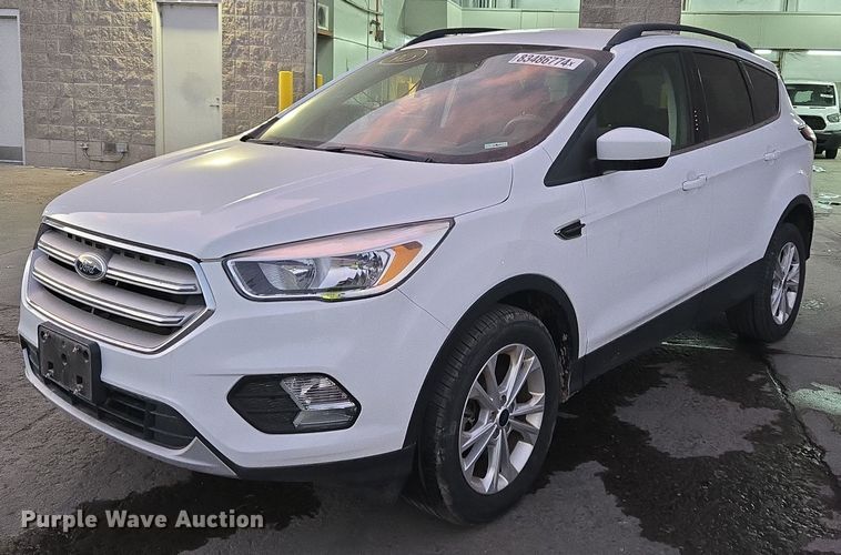 2018 Ford Escape SE SUV - YA0158