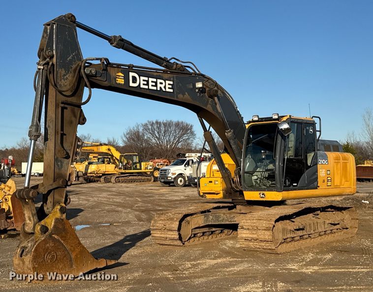 2016 John Deere 210G excavator - DJ9721