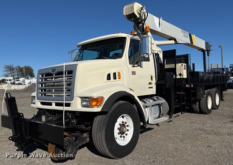 2006 Sterling L7500 crane truck - EG2298