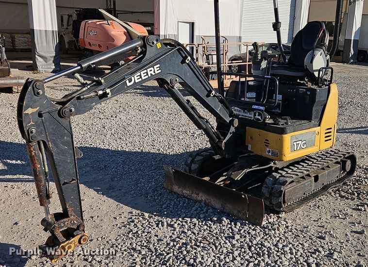 2015 John Deere 17G mini excavator - EI8698