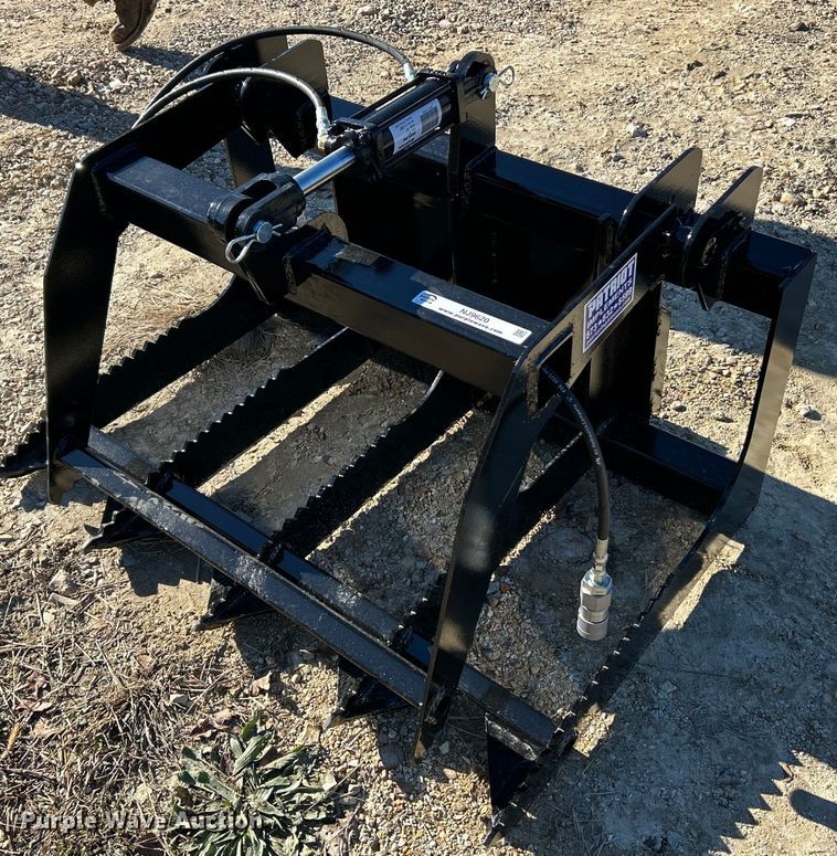 Patriot Implements skid steer grapple bucket - NJ9620