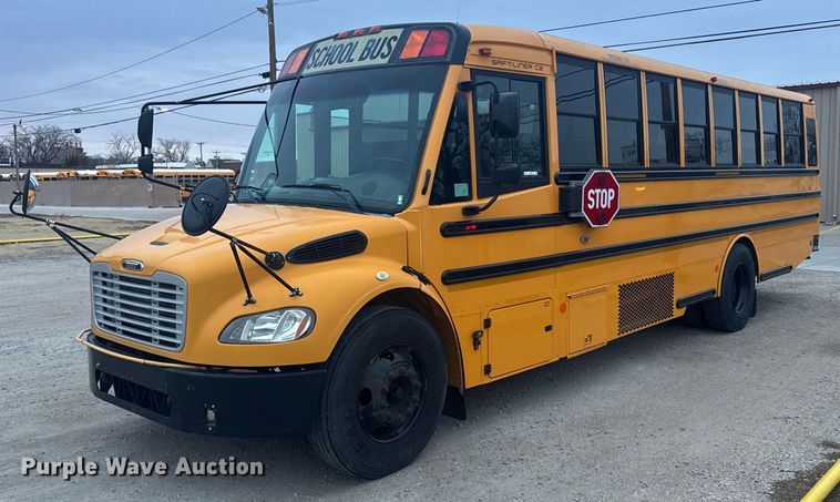 2014 Thomas  Saf-T-Liner C2 school bus - DX3924