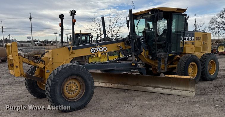 2007 John Deere 670D motor grader - DX3934