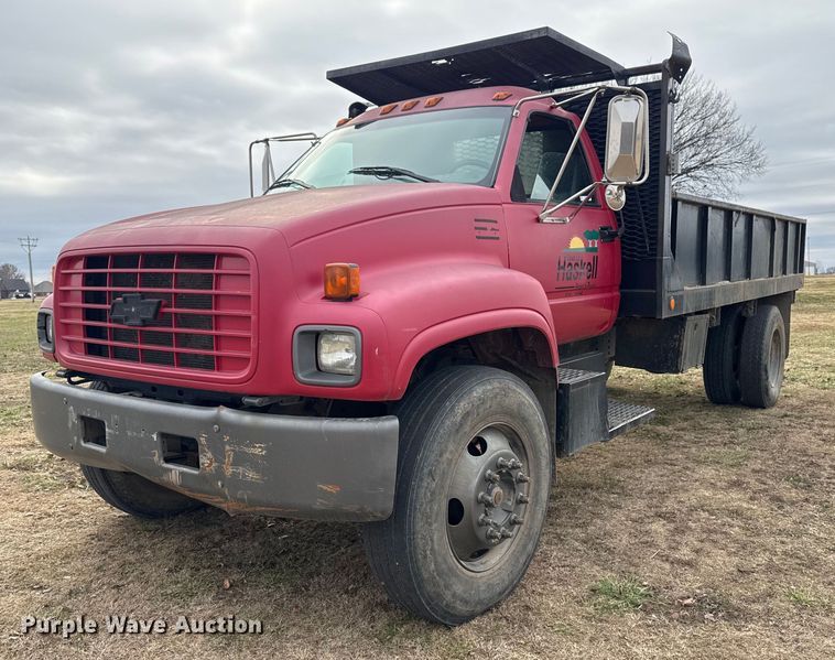 2000 Chevrolet C7 dump truck - EG7946