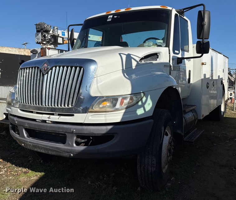 2008 International 4400 utility / service truck - EG7959