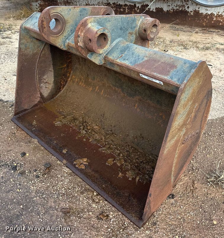 Esco 60" W excavator bucket - ER1028