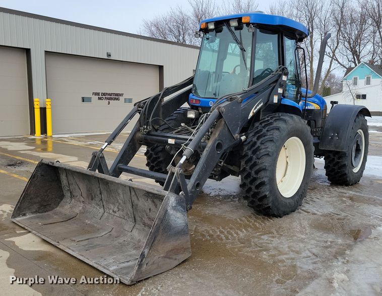 2011 New Holland TV6070 4WD bi-directional tractor - OH9483