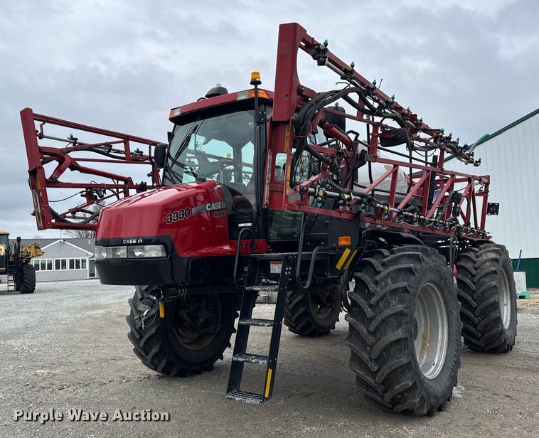 2011 Case IH Patriot 3330 sprayer - DH9244