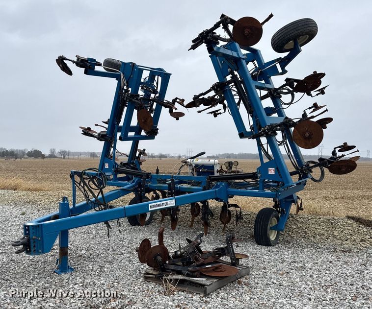 Ag Systems Inc  Nitromaster 7200 NH3 applicator - DH9245