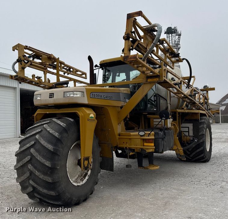 2009 TerraGator 9203 sprayer - DH9562