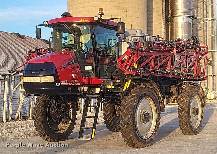 2015 Case IH 4440 sprayer - DQ3864