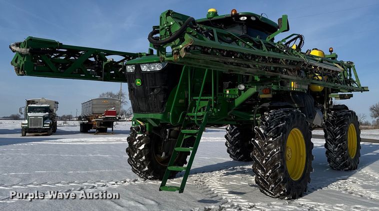 2014 John Deere R4038 sprayer - DW2474