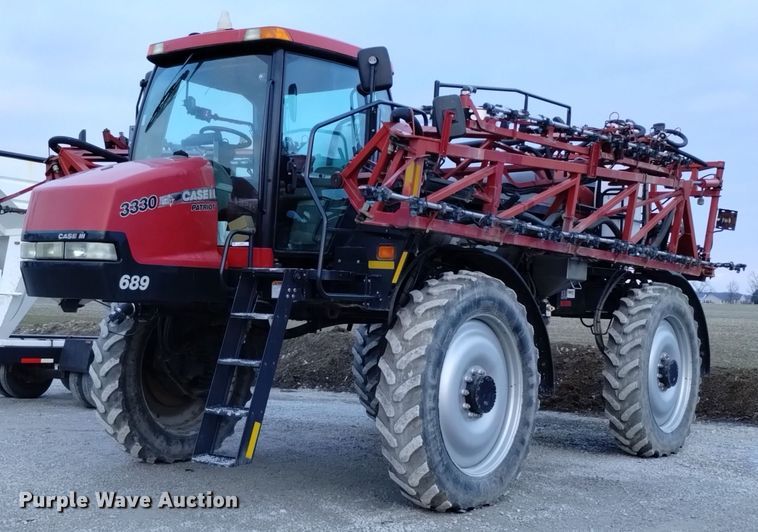 2009 Case IH Patriot 3330 sprayer - EH0075