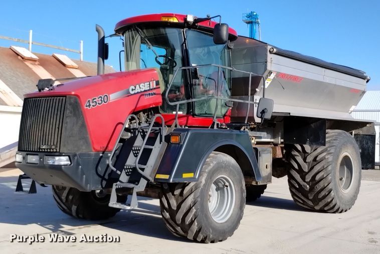 2012 Case IH Titan 4530 spreader - EH0088