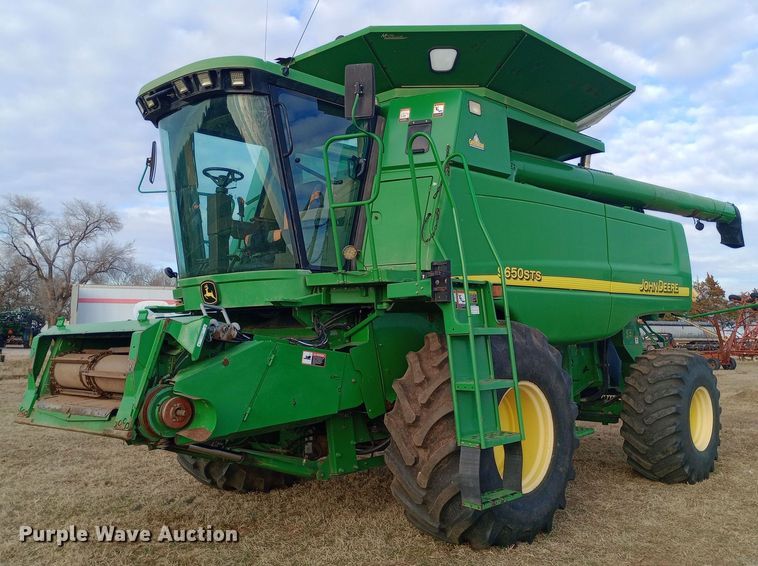 2002 John Deere 9650STS RWA combine - EN8675