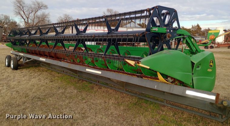 2011 John Deere HydraFlex 635F flex head - EN8676