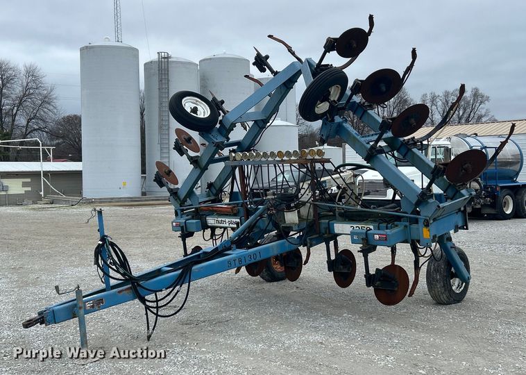 DMI Nutri-Placr 3250 NH3 applicator - NJ9663