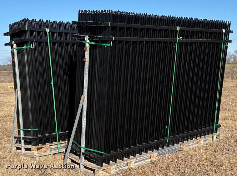 (40) fence panels - DO0153