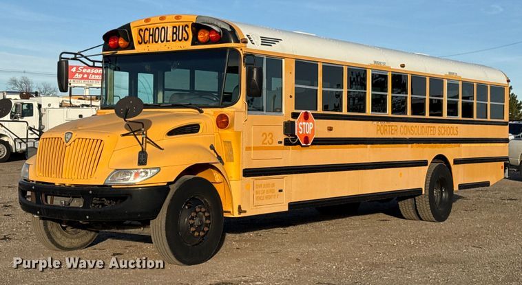 2009 IC PB105 school bus - EG2361